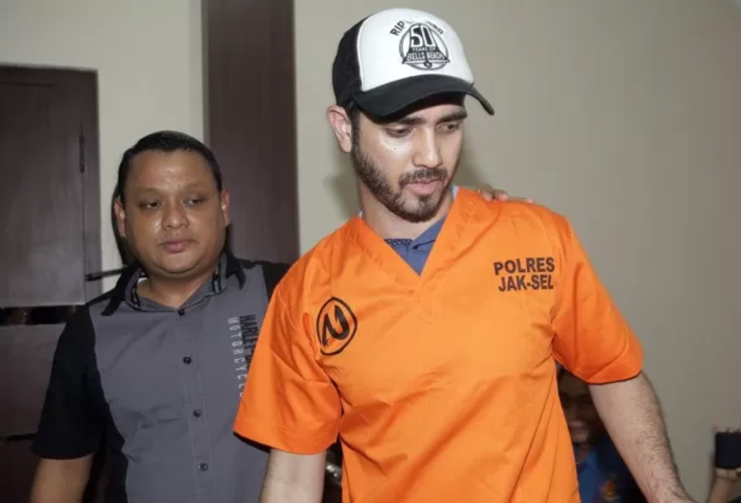 Aktor Fachri Albar ditangkap polisi karena terjerat kasus narkoba. (Istimewa)