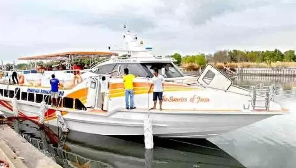 ILUSTRASI: Kapal Cepat Marina Srikandi sudah pernah berlayar Banyuwangi-Denpasar. Namun terhenti. (Dok. Radar Banyuwangi)