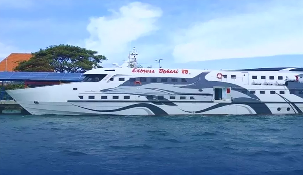 Kapal cepat Express Bahari/ ig expressbahari.id