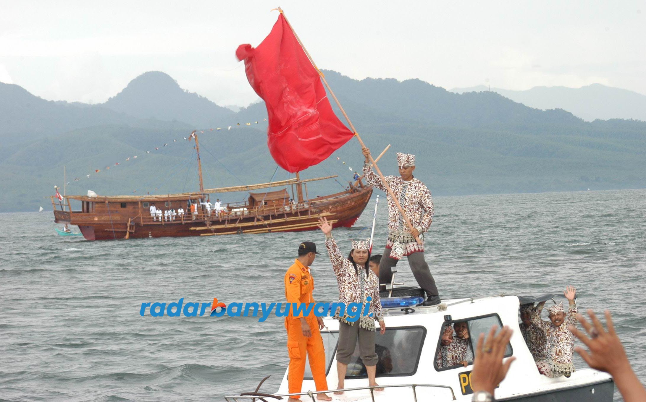 LINTA PROFESI: Komposisi ABK Kapal Layar Motor Umbul Umbul Blambangan berasal dari beberapa profesi