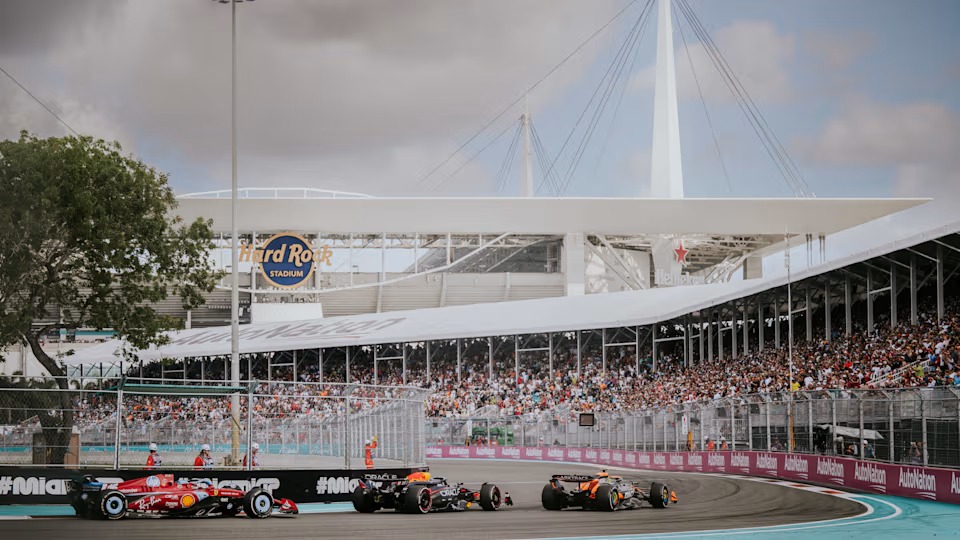 Cuaca hujan diprediksi terjadi saat balapan F1 GP Miami 2025.