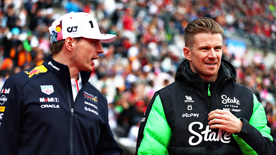 Max Verstappen dan Kelly Piquet menyambut kelahiran putri pertama mereka, Lily, menjelang F1 GP Miami 2025.