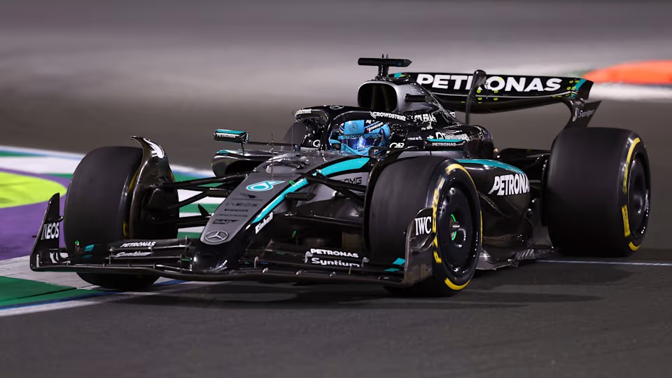 George Russell akui performa Mercedes belum stabil jelang F1 GP Miami, dengan tantangan suhu ban dan persaingan ketat dari rival-rival utama.