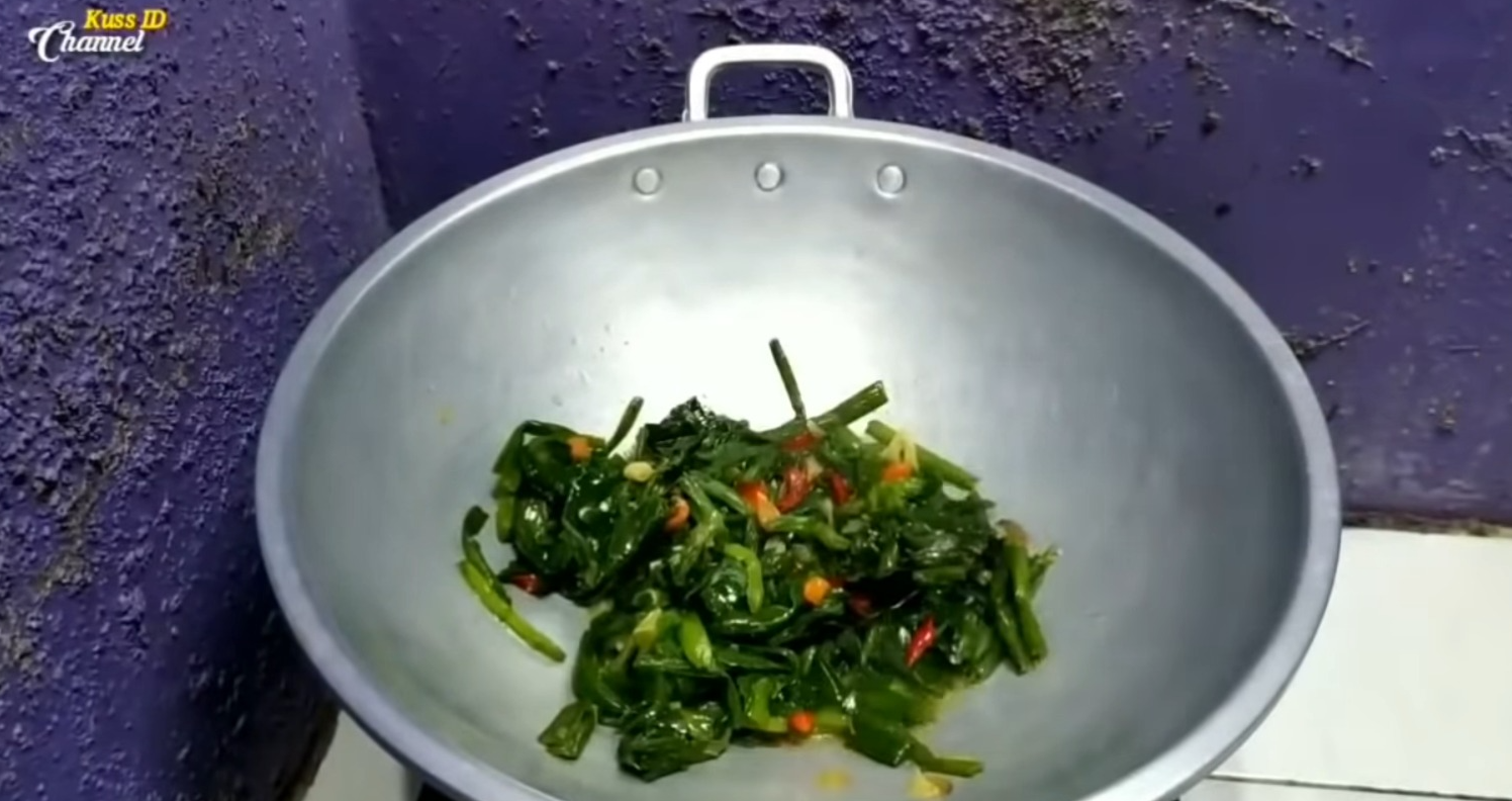 Tumis genjer pedas manis (YouTube Kuss ID).