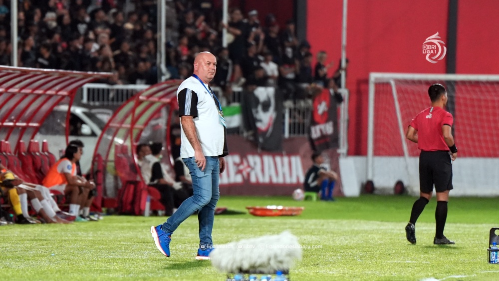 TAMBAH KEKUATAN: Bojan Hodak melirik tiga pemain lokal Indonesia untuk memperkuat Persib Bandung di Liga 1 musim depan