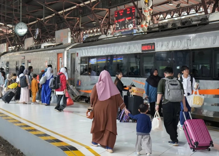 KAI Daop 5 Purwokerto menyediakan 17 perjalanan selama Long Weekend Waisak.