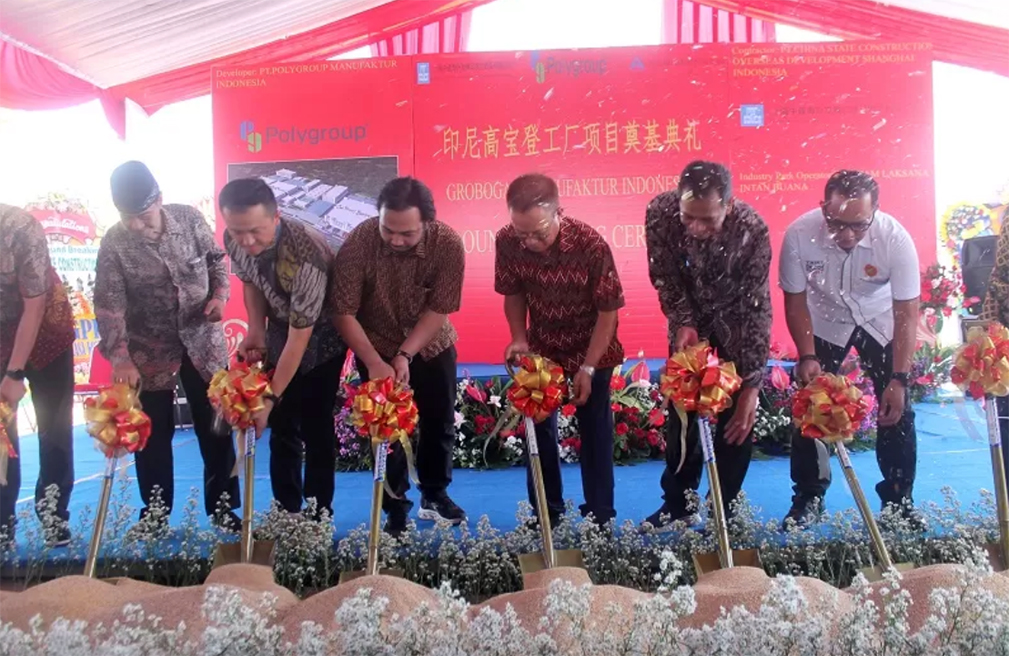 Polygroup, investor asal Tiongkok resmi mendirikan pabrik di KPI Desa Sugihmanik Kecamatan Tanggungharjo, Jumat (9/5). (Intan Maylani Sabrina/Radar Kudus)