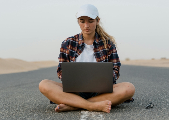 Google pakai AI Gemini Nano di Chrome buat hadang penipuan online.