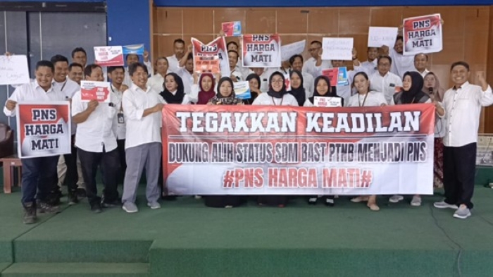 Pegawai PPPK Poliwangi dan 35 PTNB tuntut alih status menjadi PNS.