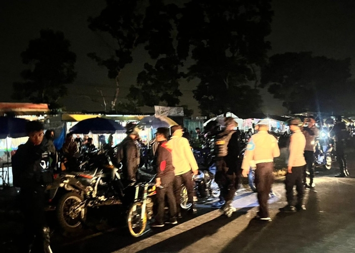 Polresta Banyuwangi gelar patroli besar di akhir pekan.