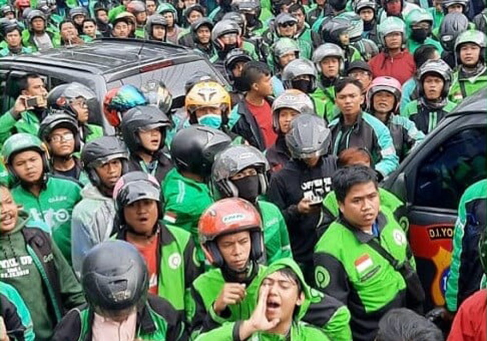 Ilustrasi demo ojol. (Jawa Pos Radar Jogja)