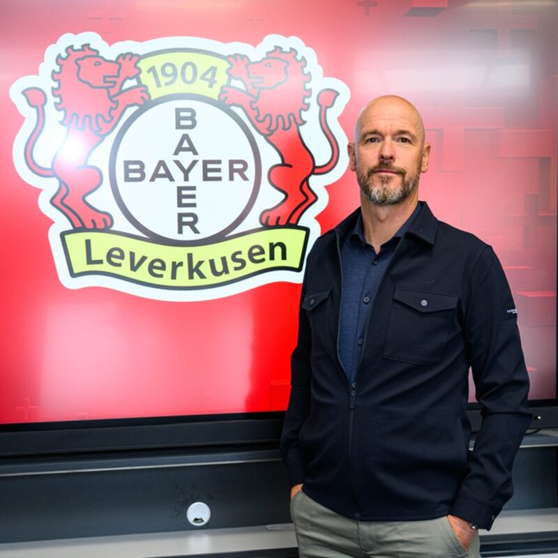 KLUB BARU: Erik ten Hag akan menjadi juru taktik Bayer Leverkusen di Bundeliga