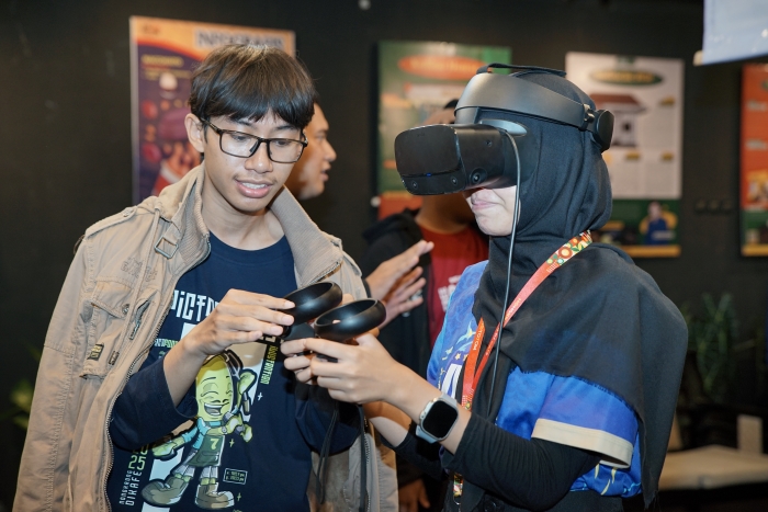 PICTOGRAFEST: Virtual Reality produk dari PPLG SMK Negeri 1 Banyuwangi.