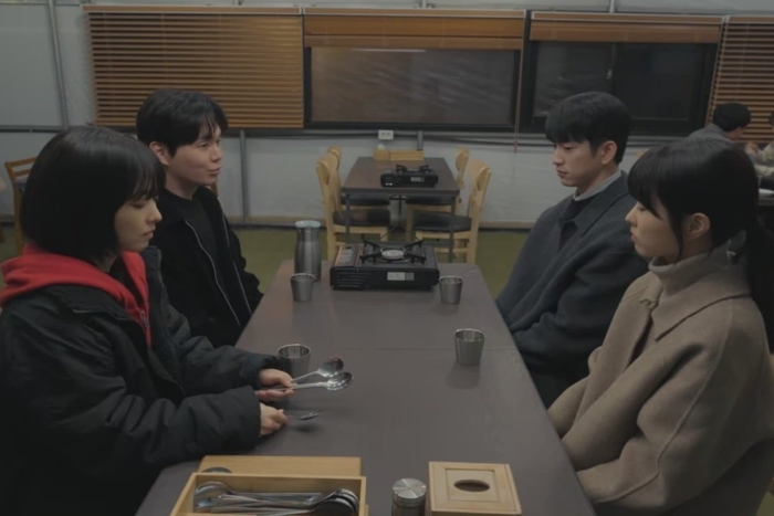 Review Episode 7 Our Unwritten Seoul yang membuat penonton terbawa arus oleh alur emosionalnya.