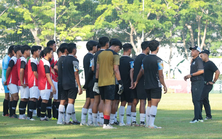 Trial skuad Deltras digelar di Lapangan Deltras Academy, Siwalanpanji, Sidoarjo, yang dipantau langsung pelatih kepala Widodo Cahyono Putro (WCP).
