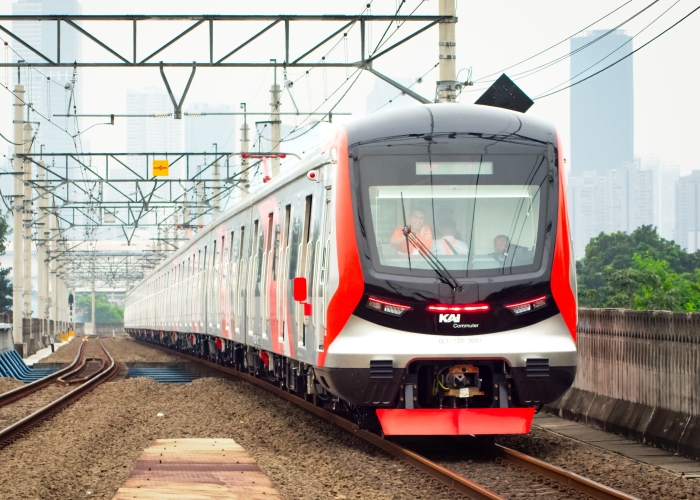 KRL CL-125 resmi beroperasi 1 Juni 2025 di Jabodetabek.
