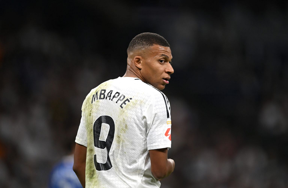 BERCANDA: Fans Liverpool cemas usai Ibrahima Konate guyonan soal Kylian Mbappe