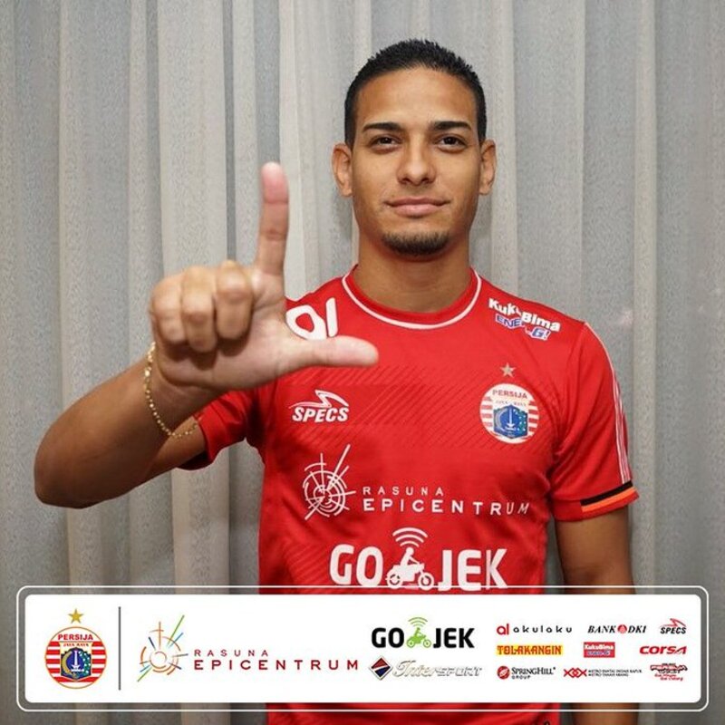 BEBAS TRANSFER: Renan Silva dikabarkan didekati empat tim dari Liga 1 dan 2