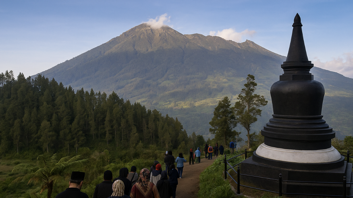 Gunung di Jawa yang menjadi tempat para pertapa melakukan semedi di bulan Suro.