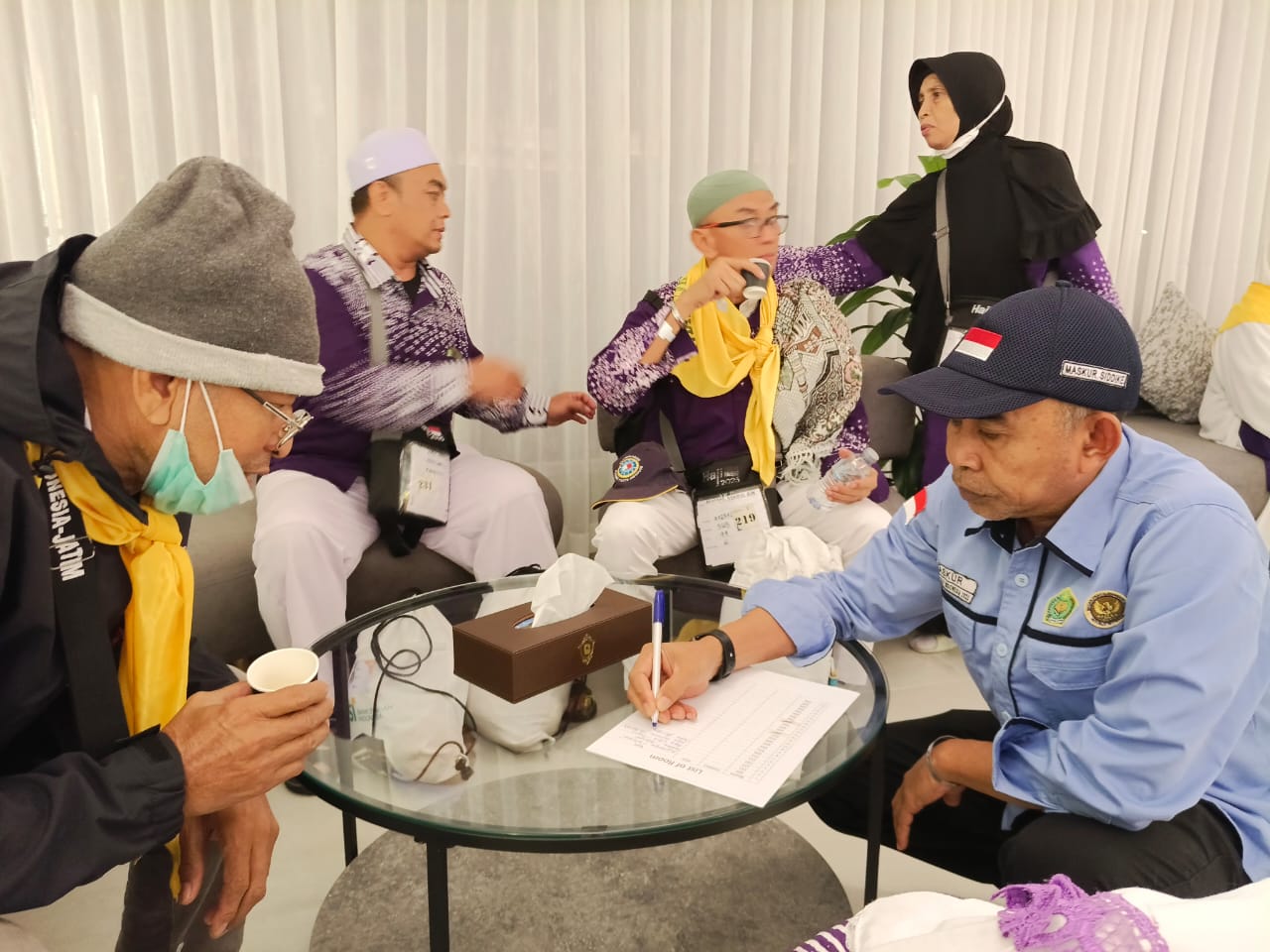 Jemaah haji Banyuwangi gagal terbang, sembelih kambing pun ikut tertunda.