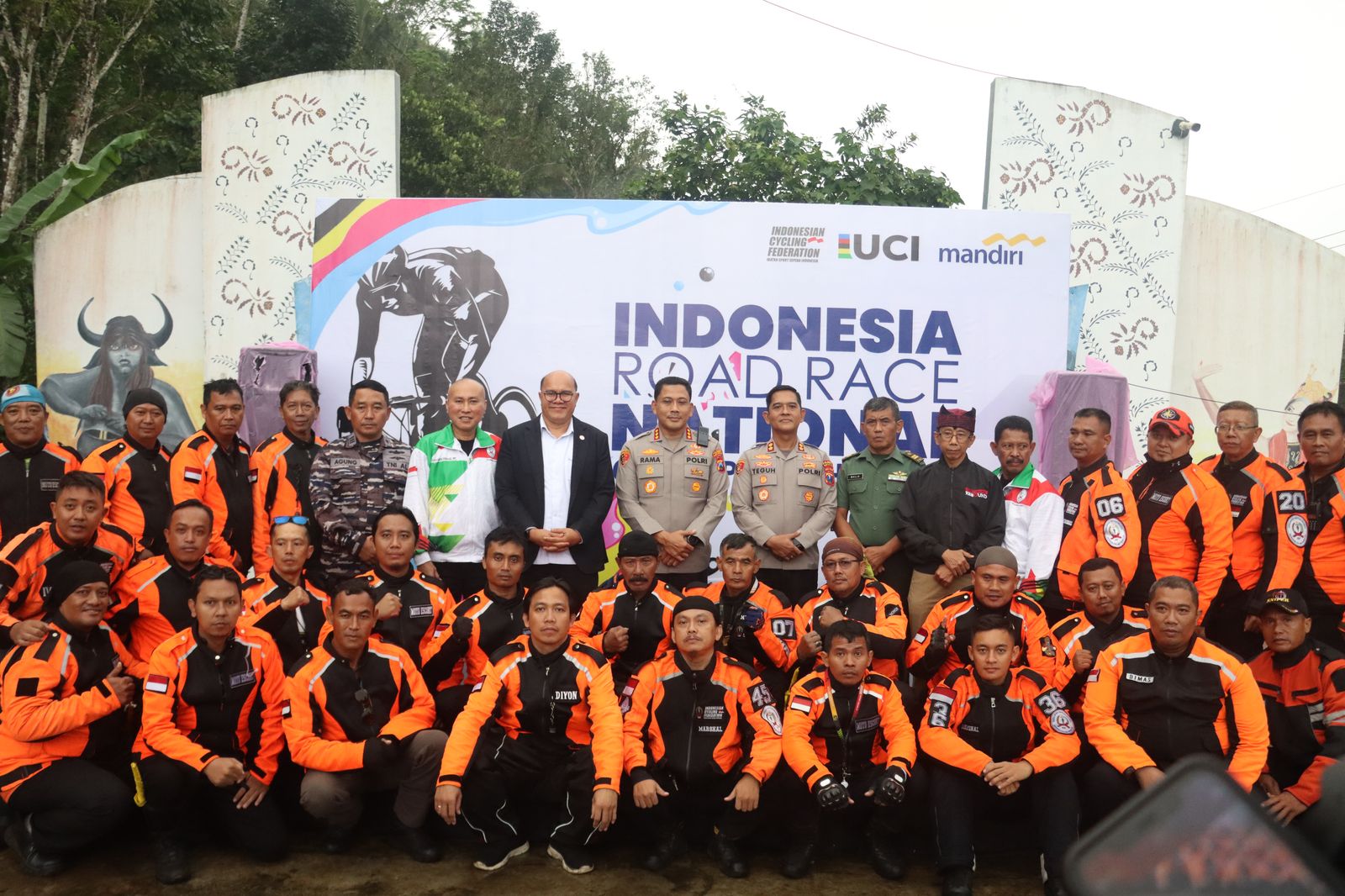 Ajang balapan sepeda di Banyuwangi sudah rampung tanpa kendala.