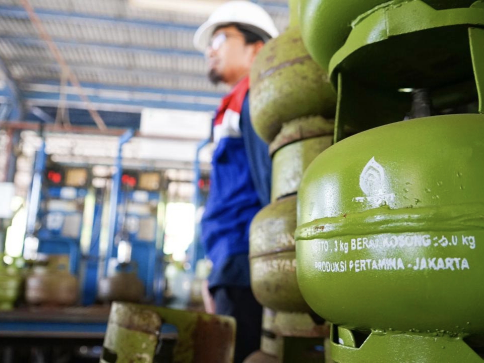 Pertamina pastikan pasokan BBM dan LPG aman selama libur panjang Tahun Baru Islam 2025 di Jawa Timur.
