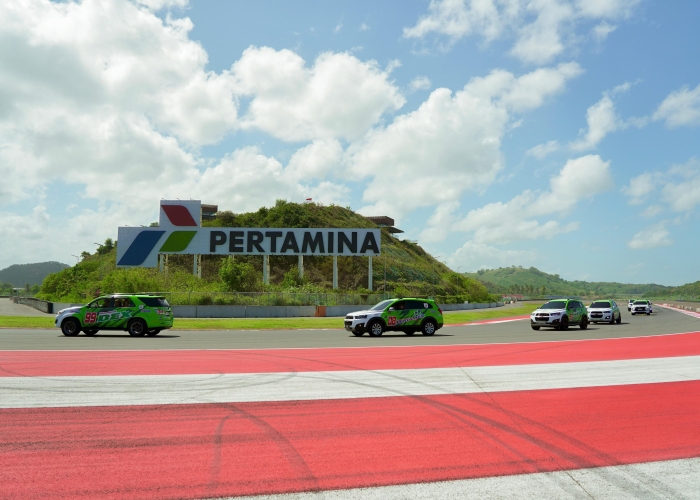 Touring lintas komunitas yang berlangsung selama tiga hari ini mengusung semangat Jelajah Energi dalam gelaran bertajuk Rinjani Special Stage.