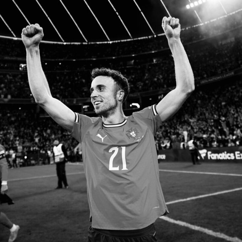 RIP: Diogo Jota meninggal dunia akibat kecelakaan di Spanyol. Liverpool dipastikan tetap bayar gajinya hingga tuntas kontrak 2027