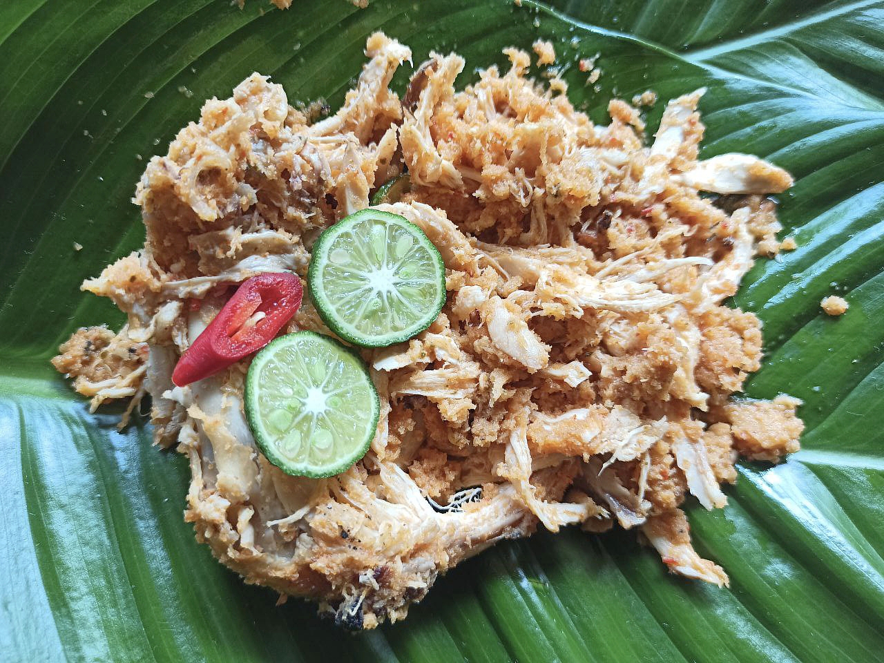 Resep rahasia pecel pitik khas suku Osing Banyuwangi.