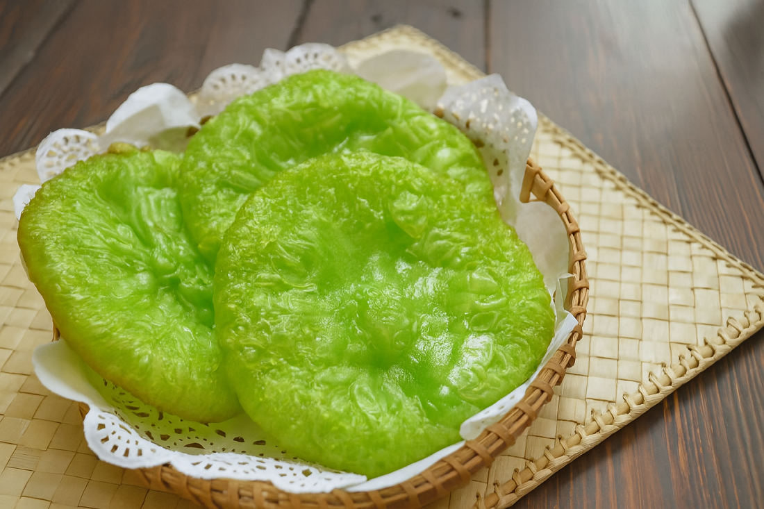 Resep kue cucur atau kue kucur anti gagal, hanya butuh 5 bahan saja.