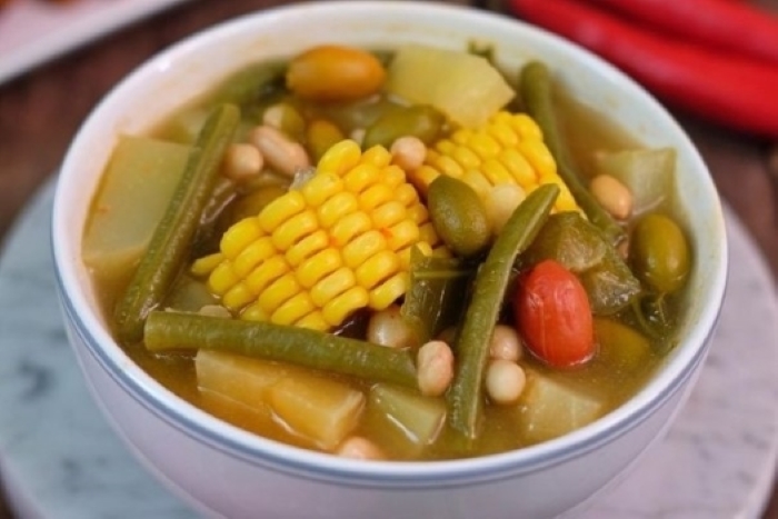 Resep sayur asem khas sunda yang segar dan gurih.