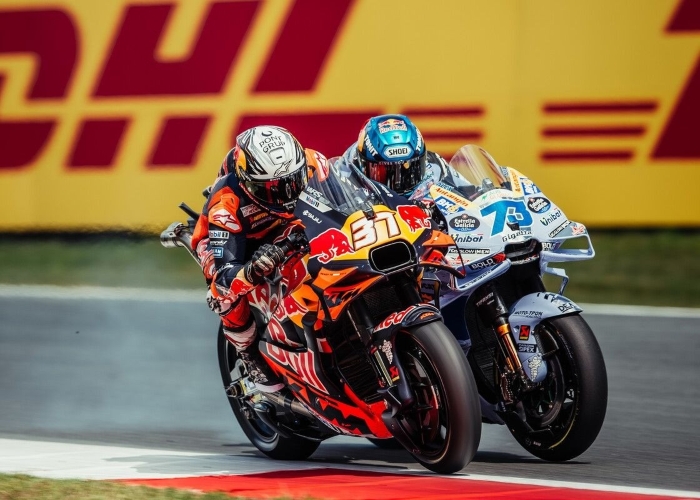 Pembalap KTM Pedro Acosta dirumorkan pindah ke VR46 menggantikan Franco Morbidelli.