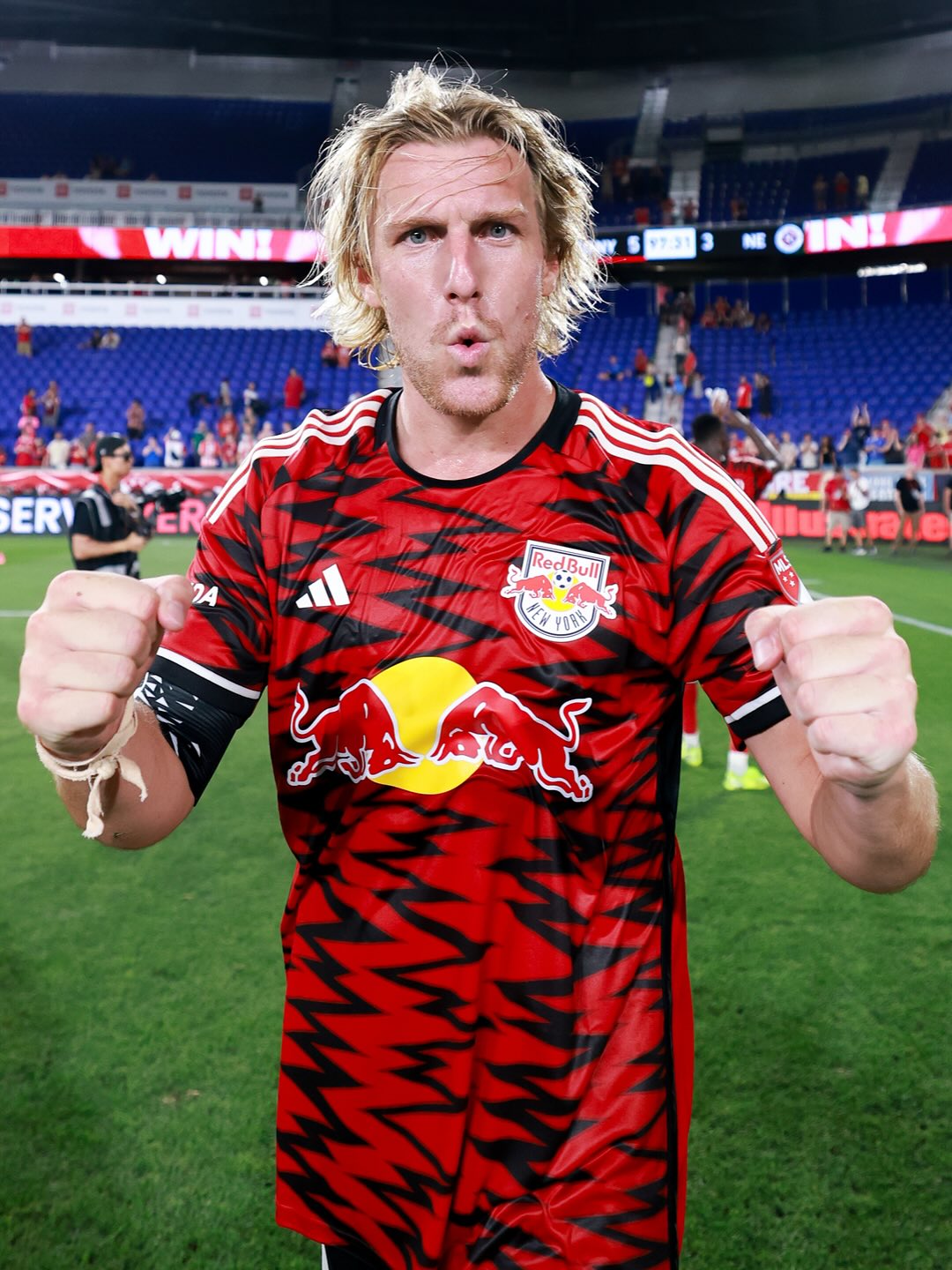 Come back is real! New York RB tumbangkan New England dengan skor besar