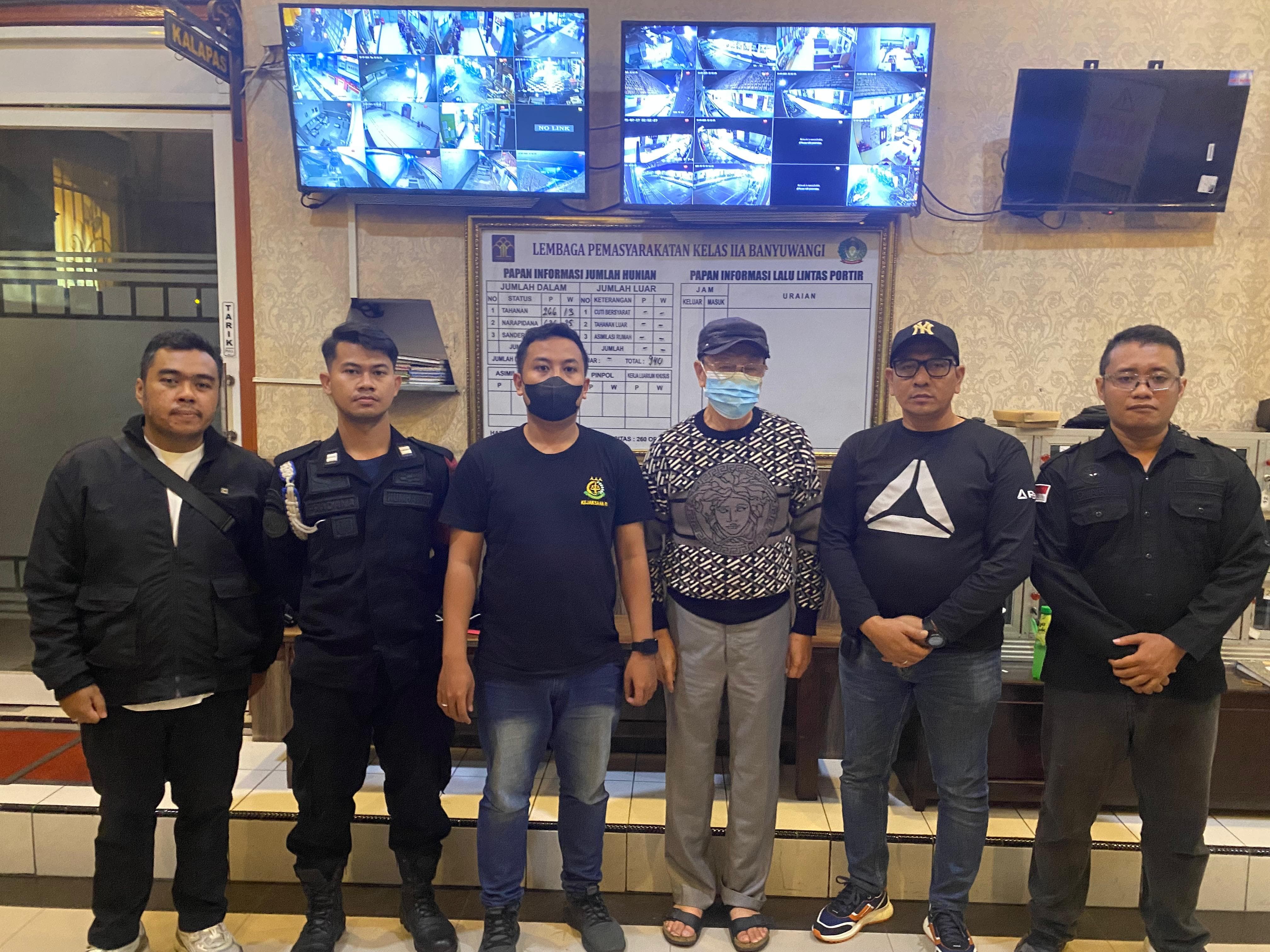 Agus Sudirman, terpidana pemalsuan akta senilai Rp15 M, ditangkap di Jakarta usai buron dan kini resmi ditahan di Lapas Banyuwangi.