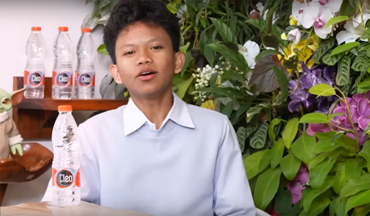 Farel Prayoga dalam podcast Curhat Bang bersama Denny Sumargo yang tayang di YouTube pada 17 Juli 2025.