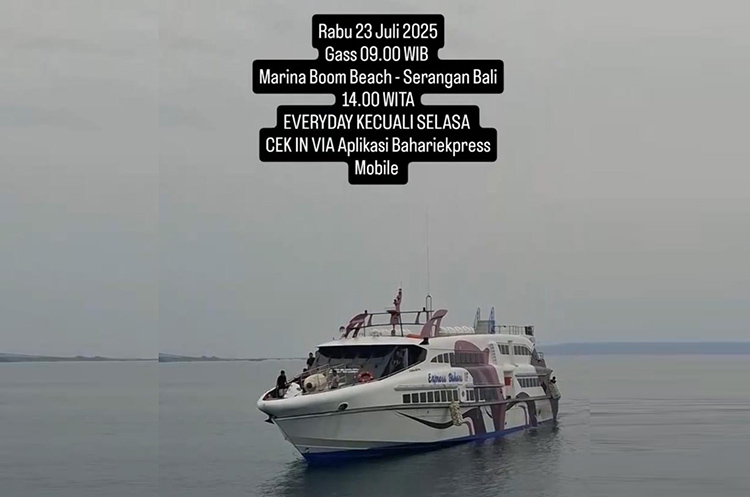 Tangkapan layar status WA Kadishub Banyuwangi Komang Sudira Atmaja.