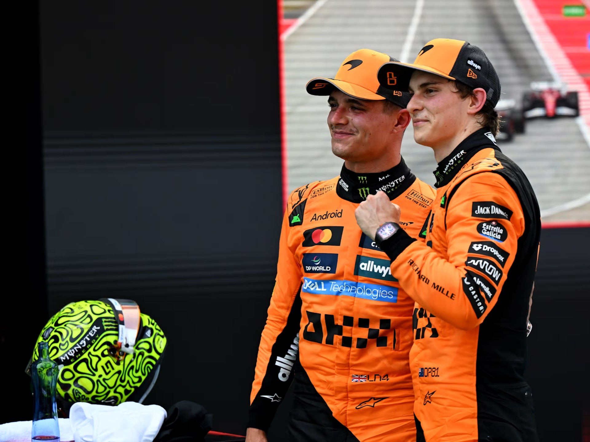 Persaingan Oscar Piastri dan Lando Norris di F1 2025 makin panas.