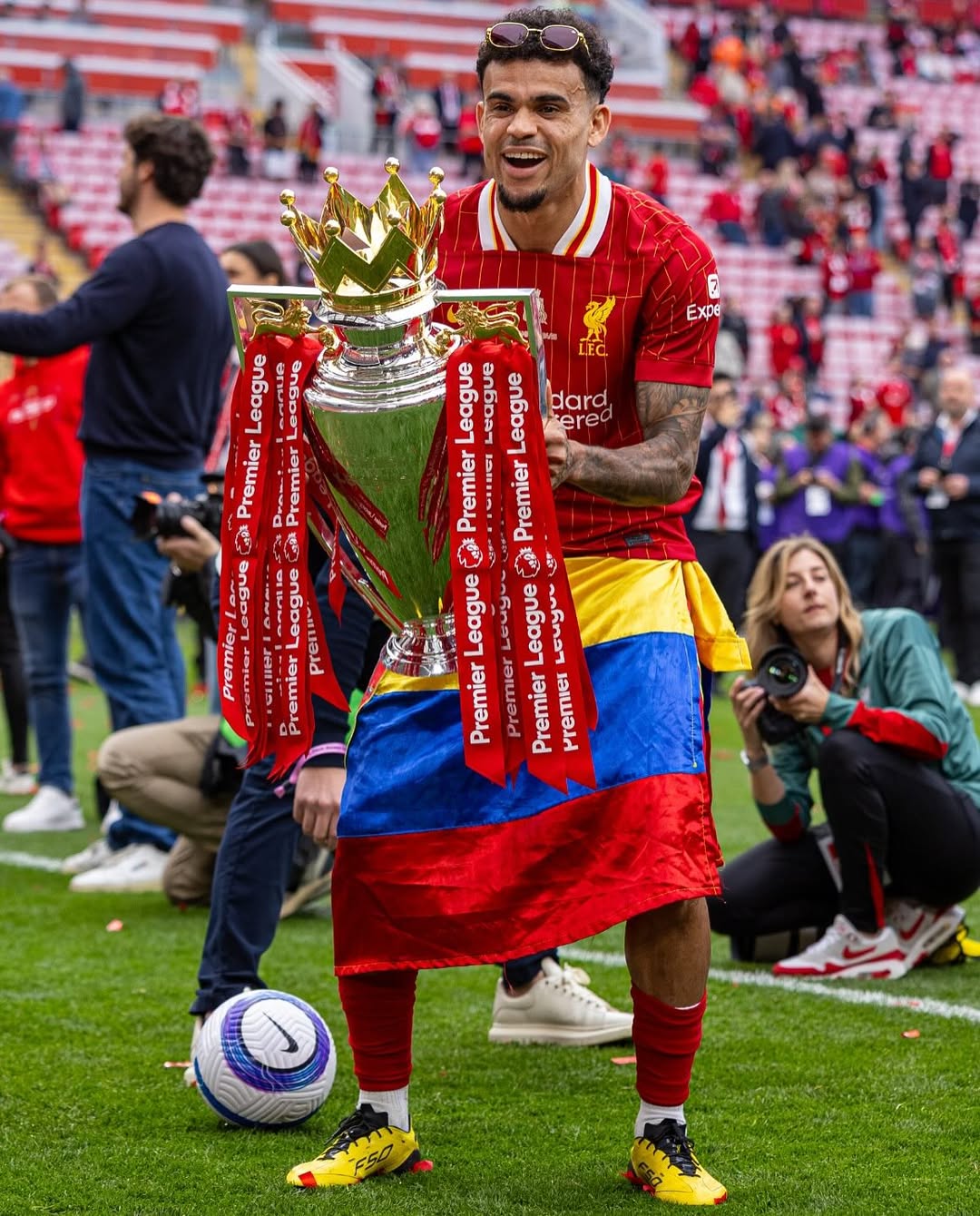 Luis Diaz resmi bergabung dengan Bayern Munich.