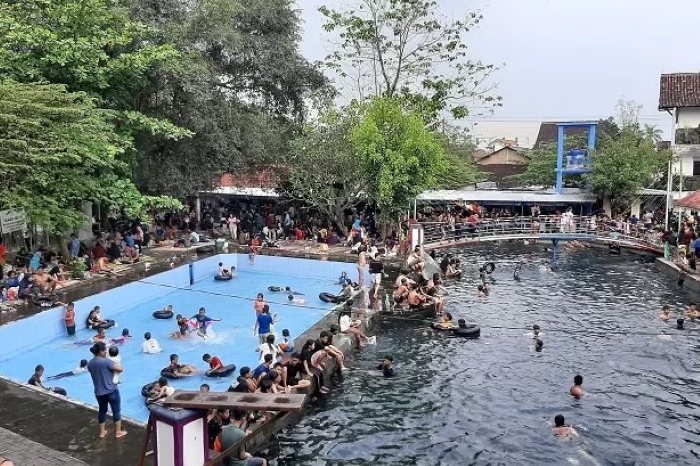 Ritual Kungkum Umbul Sungsang di Boyolali, Jawa Tengah.