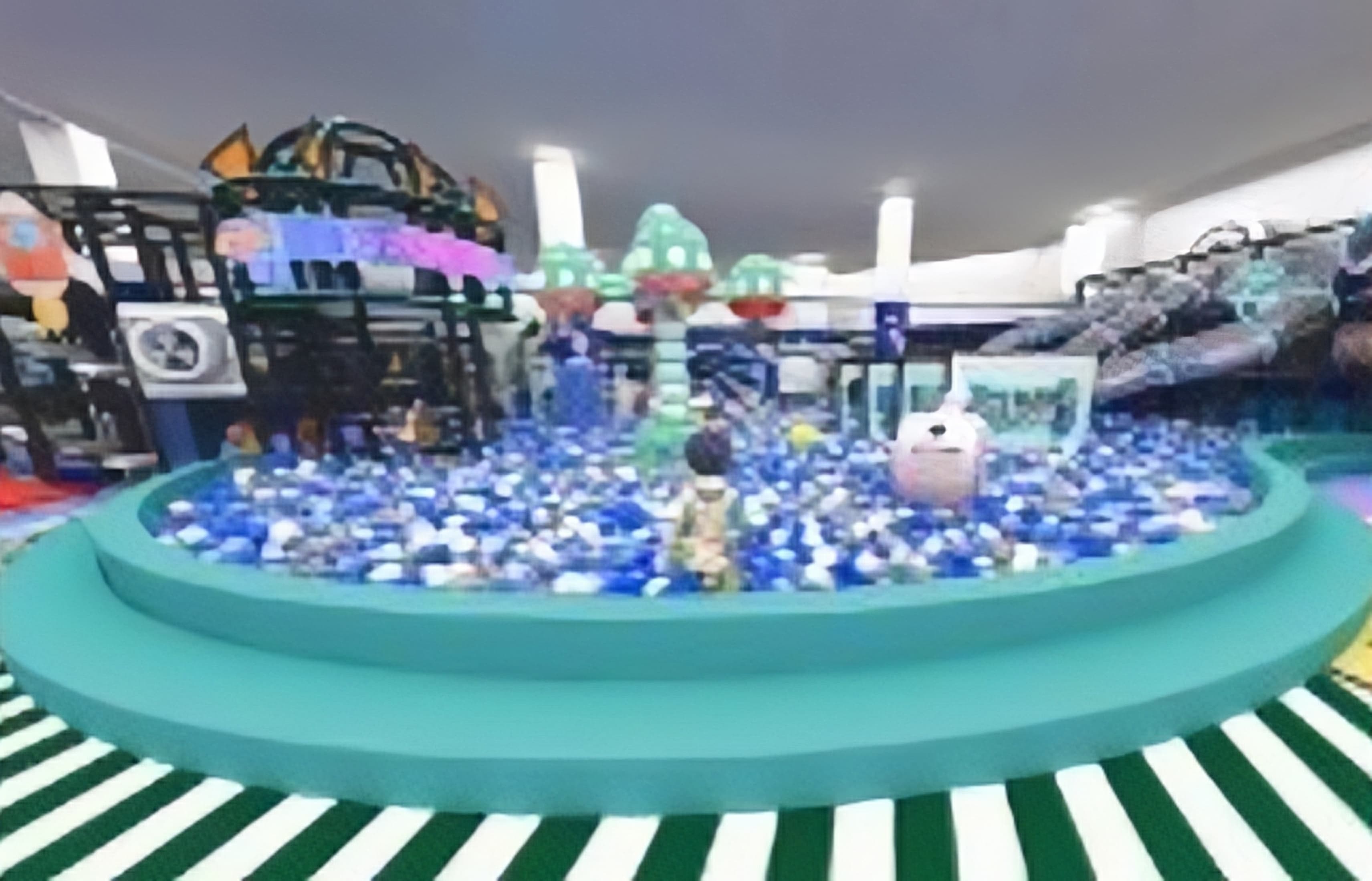 Oceanball Pool