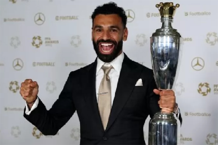Bintang Liverpool Mohamed Salah terpilih jadi pemain terbaik PFA 2025.
