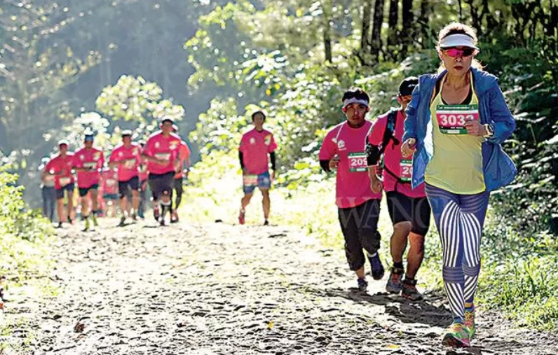 Pelari meramaikan Ijen Green Trail Run tahun 2018 silam.