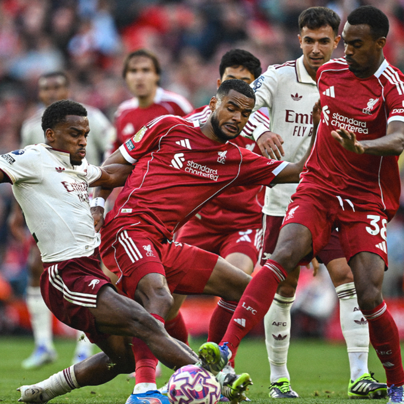 BIG MATCH: Livepool berhak berada di puncak klasemen usa menundukkan Arsenal di Anfield