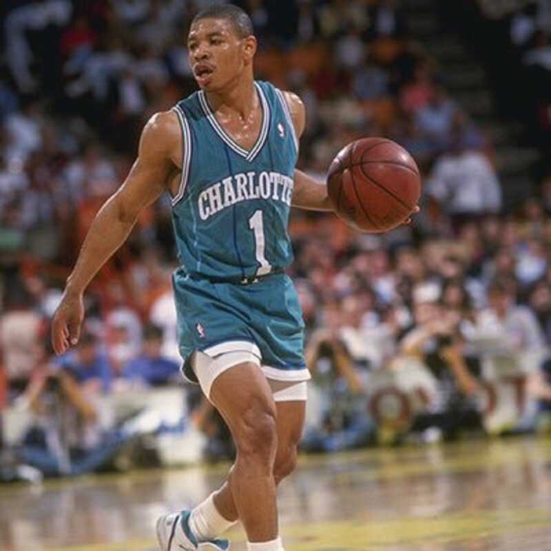 CATATAN ME NTERANG: Muggsy Bogues ciptakan catatan impresif bersama Charlotte Hornets