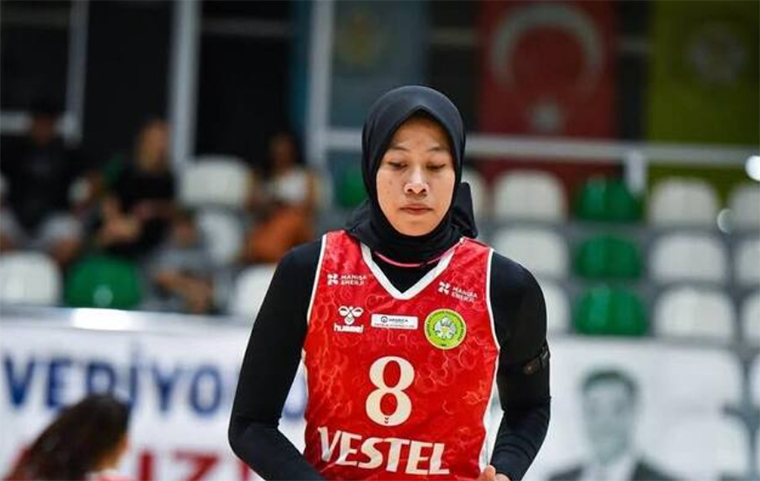 Megawati Hangestri Pertiwi saat tampil bersama klub Turki, Manisa BBSK vs Altinordu.