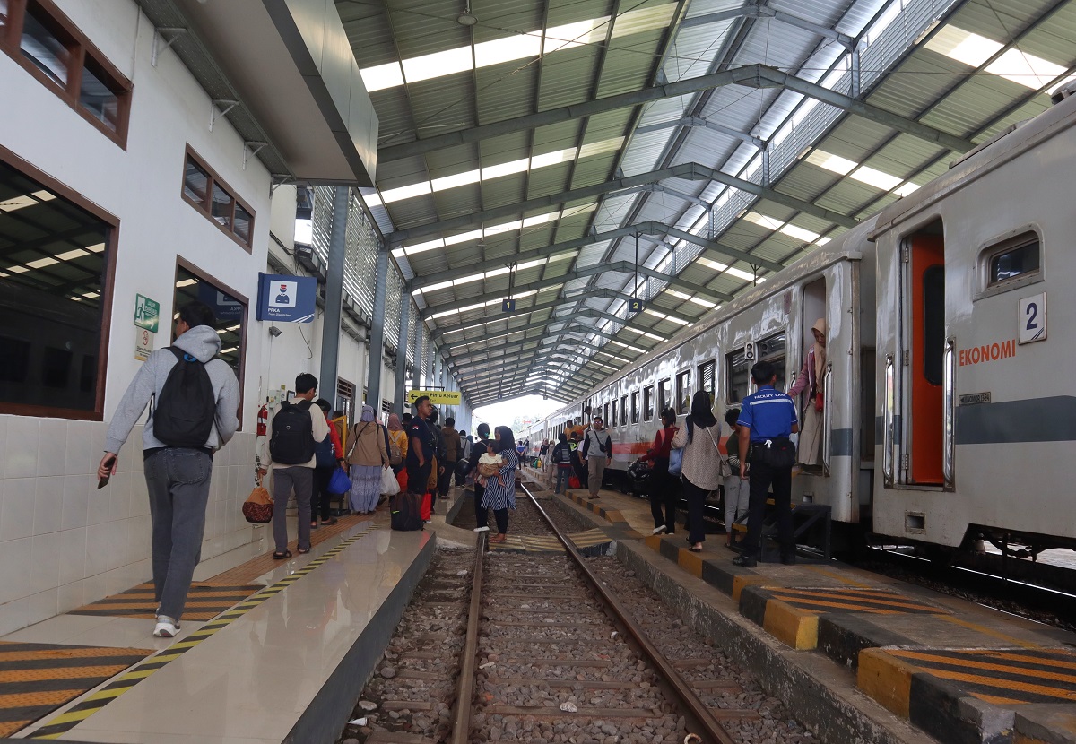 Stasiun Kalisetail.