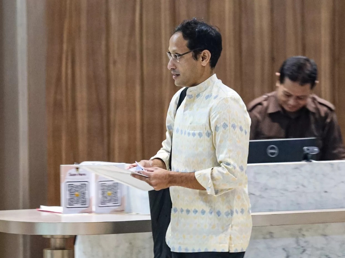 Mahfud MD kritik kinerja Nadiem Makarim sebagai Mendikbud.