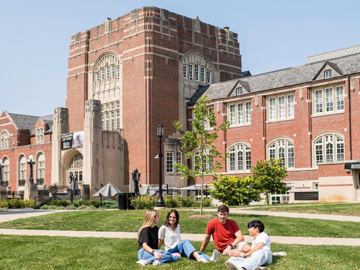Profil Purdue University, kampus bergengsi di AS dengan alumni berprestasi.