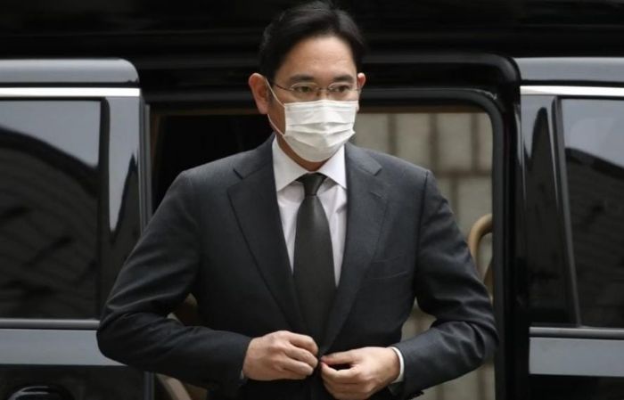Keputusan putra Lee Jae Yong mundur dari kewarganegaraan AS demi wajib militer Korea Selatan jadi sorotan.