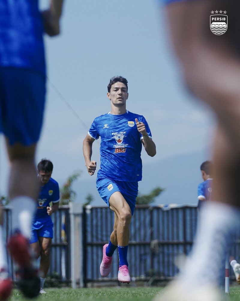 UJIAN PERDANA: Lions Cirt Sailors akan jadi lawan pertama Persib di ACL 2
